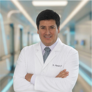 Retrato de Dr. Raúl Boris Daza Arias, docente del congreso